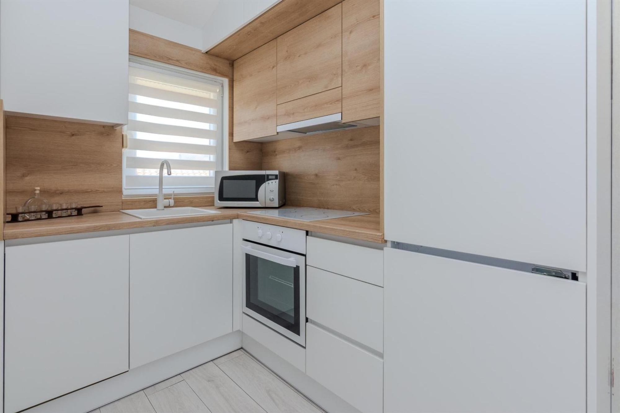 Apartments Lucica Vir Εξωτερικό φωτογραφία