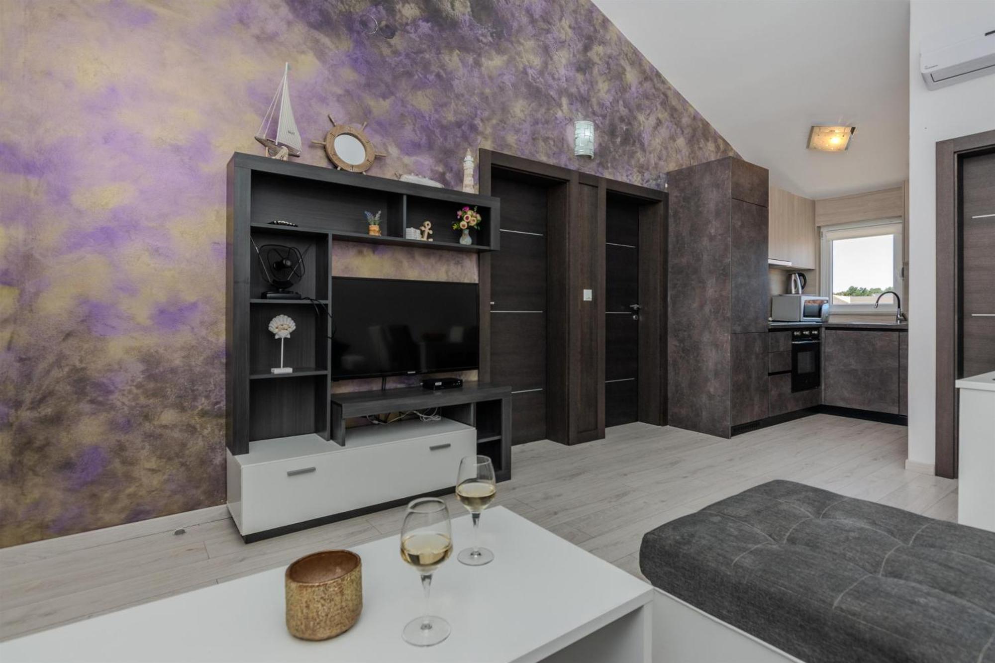 Apartments Lucica Vir Εξωτερικό φωτογραφία